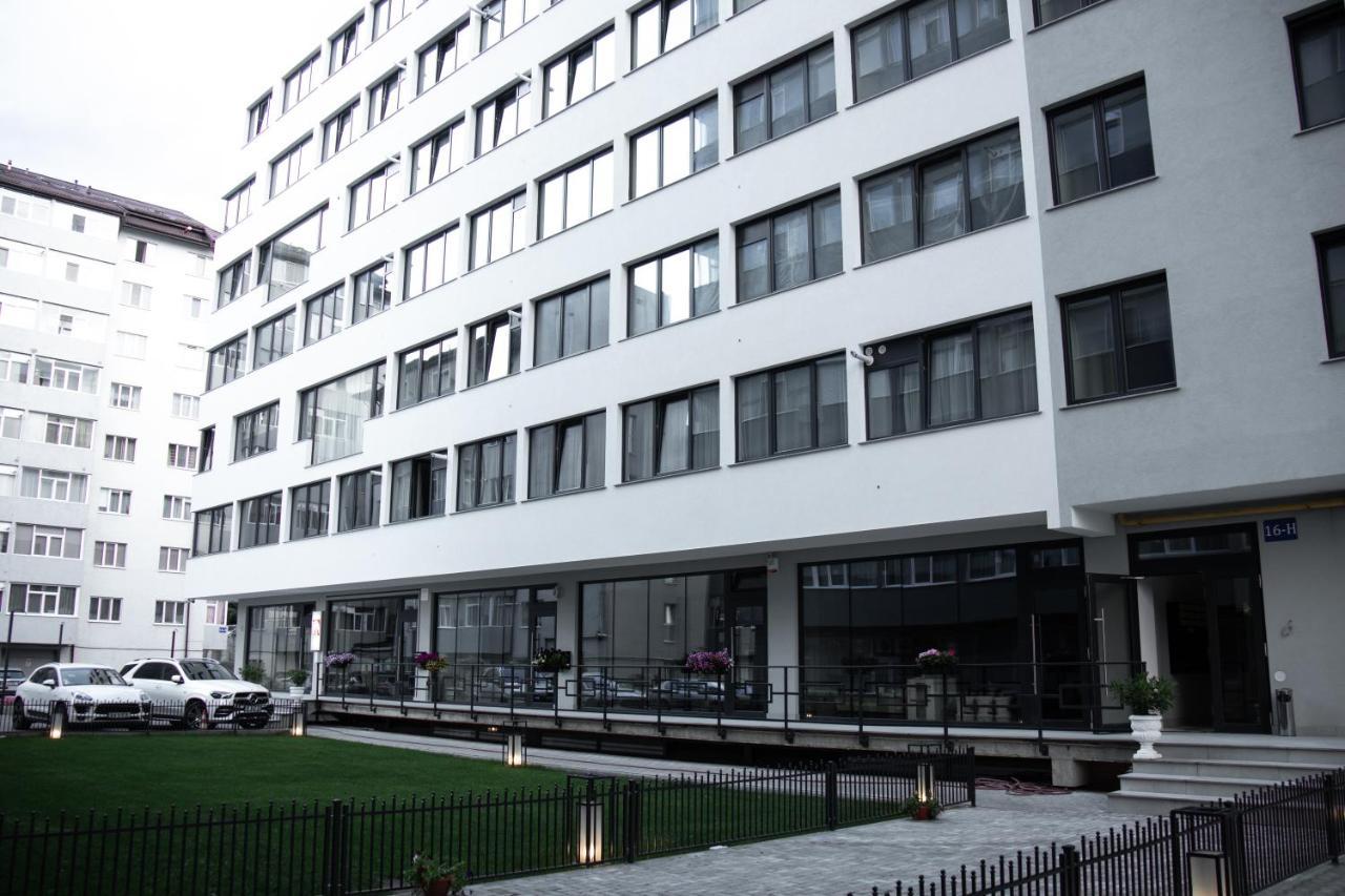 Nordic Residence 3 Suceava Bagian luar foto